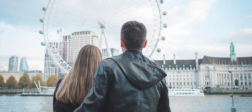 London Eye e cruzeiro pelo Tâmisa: a combinação perfeita em sua viagem à  Londres - Hellotickets